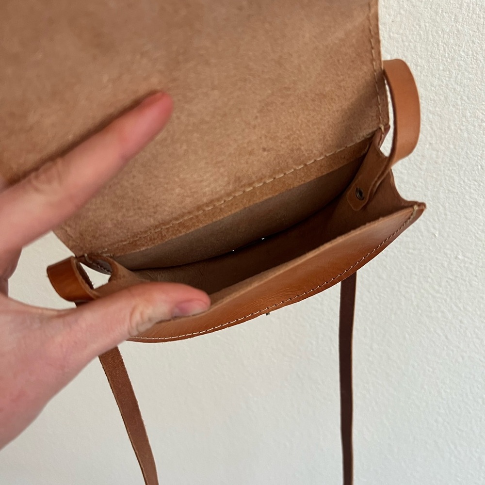 Handmade mini crossbody purse crafted from genuine leather in Greece 🇬🇷 - Picture 3 of 9